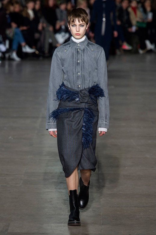 حقيبة&nbsp;<span dir=LTR>Saddle</span>