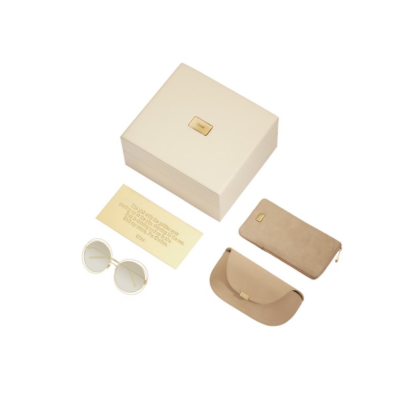 Chlo&eacute;&rsquo;s&nbsp;Carlina&nbsp;Sunglasses Turn into Gold
