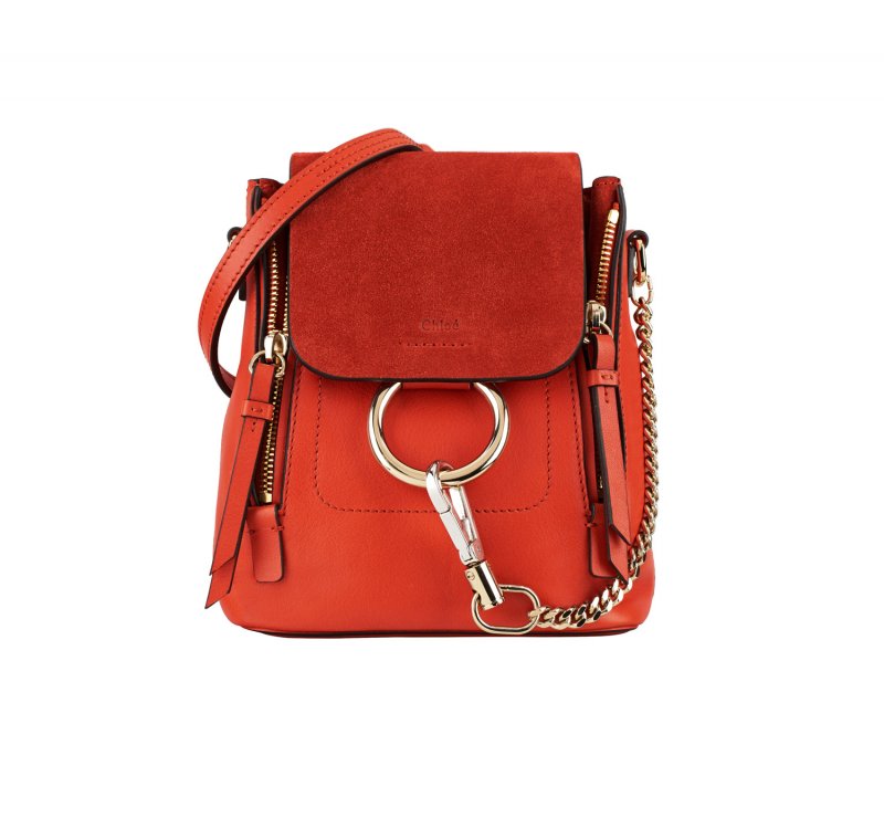 برادا<br />
<em>من موقع</em> <em>Net-A-Porter</em><br />
&nbsp;