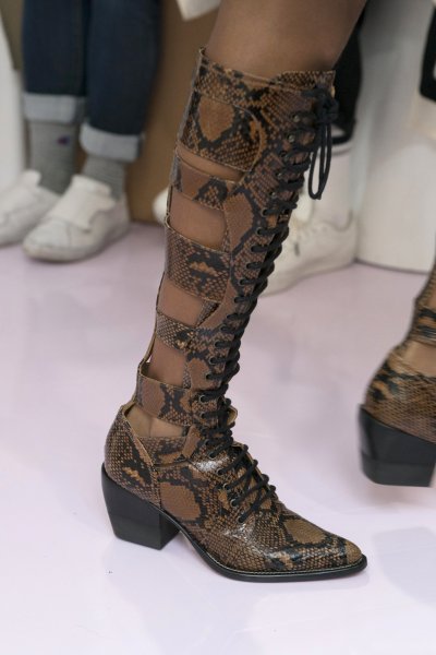 4 Steps to Wearing Cowboy Boots This Summer
