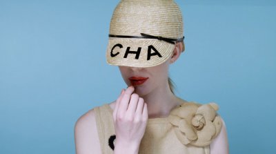 A Beauty Game with CHANEL&rsquo;s Rouge Coco Flash
