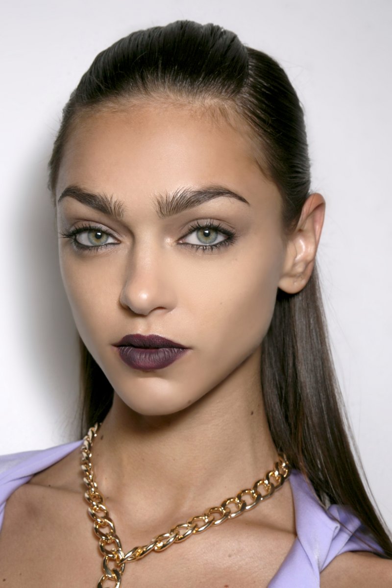 أحمر الشّفاه: ما هو لونكِ المفضّل؟
