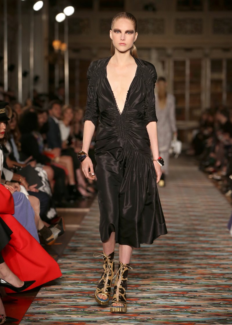 سونيا ريكيال<br />
<em>من موقع </em><em>Melijoe</em><br />
&nbsp;