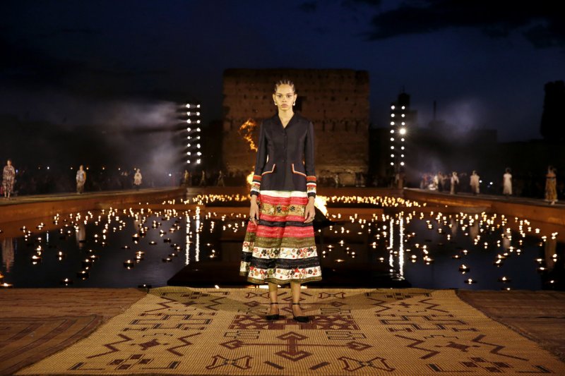 فنّانتان تبدعان شكلاً جديداً لإطلالة New Look لمجموعة كروز 2020
