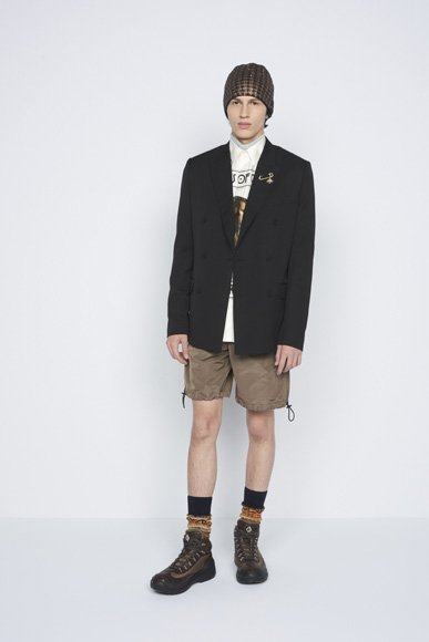 Exclusive Angle on Dior Men’s Fall 2022 Collection
