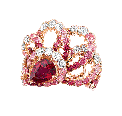 Indulge in Dior&rsquo;s World of Jewelry at the Dubai Mall
