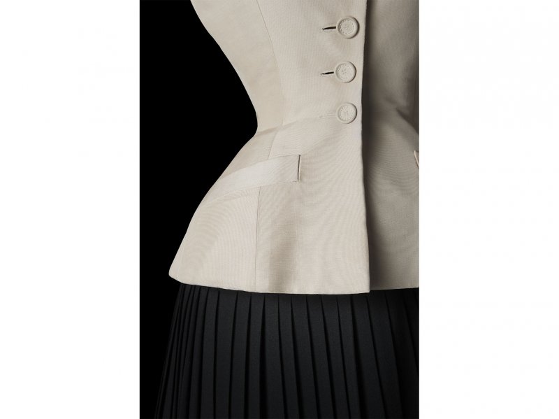 The “Christian Dior: Designer of Dreams” Exhibition in Qatar
