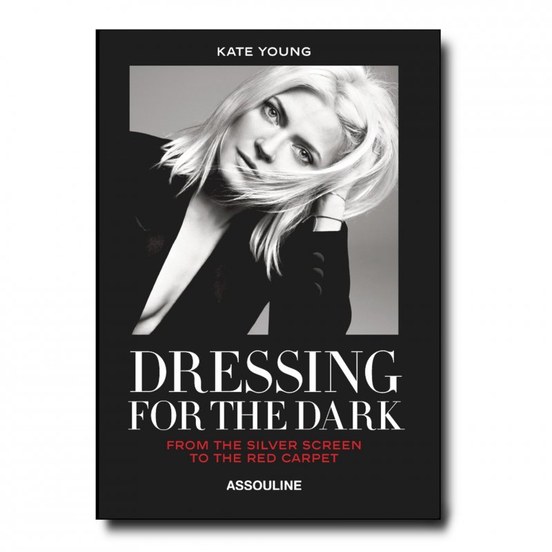 كُتب مختارة – Dressing for the Dark: From the Silver Screen to the Red Carpet
