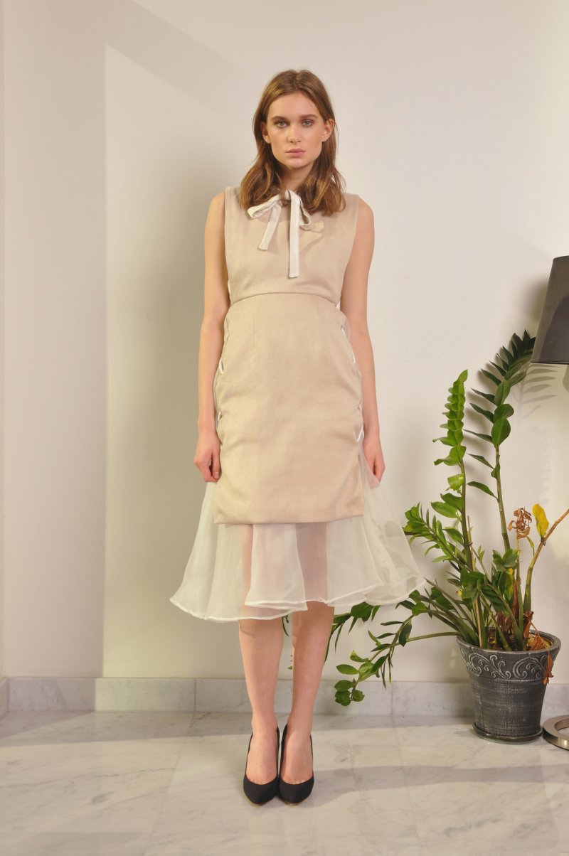 <strong>الأحذية الجلديّة العالية المستوى </strong><br />
ديور