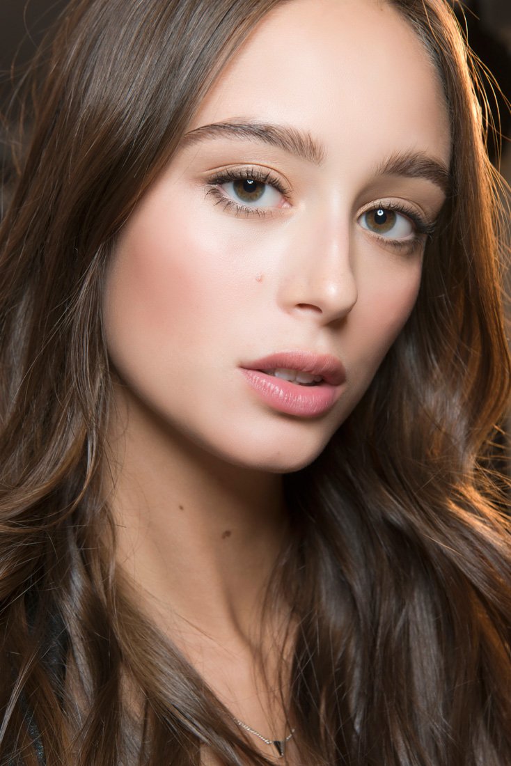 Date night make up
