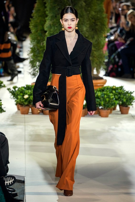 فندي<br />
&nbsp;