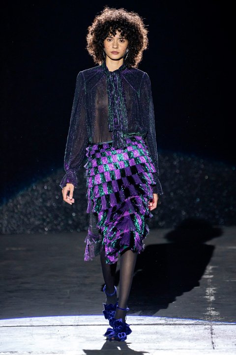 <strong>كارتييه&nbsp;</strong>أزرار أكمام&nbsp;<span dir=LTR>R de Cartier</span><br />
&nbsp;