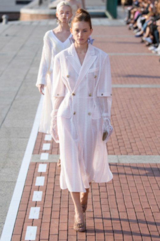 ديور<br />
&nbsp;