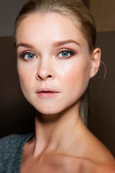 How to Look Like a Bronze Goddess
