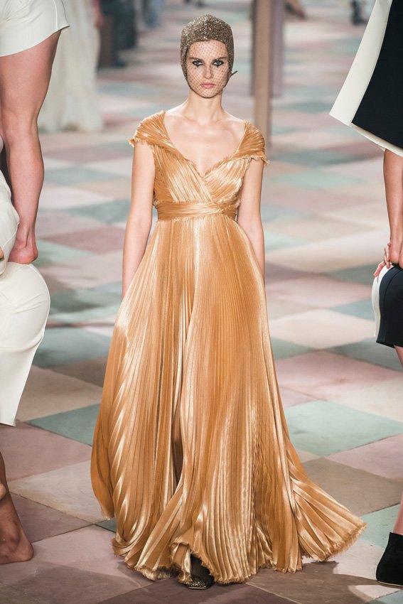 إيترو<br />
&nbsp;