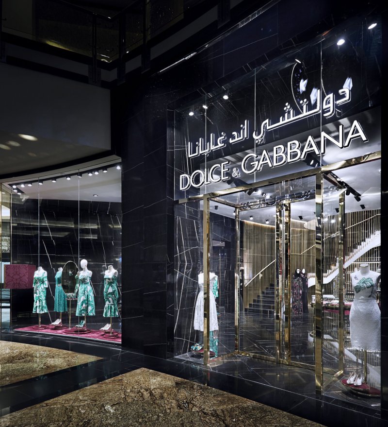 Dolce Gabbana Unveils New Mall of the Emirates Boutique Azyaamode