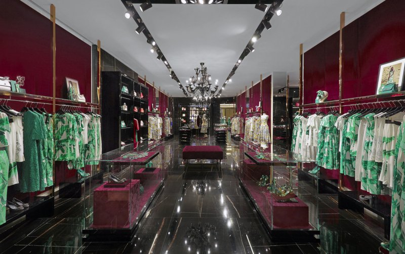Dolce gabbana emirates mall outlet