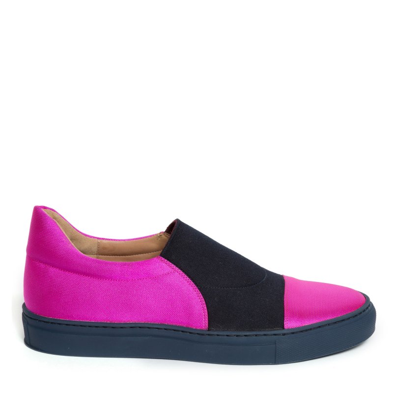 Level or Love Shoe District?