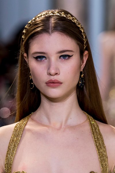 أكسسوارات رأس لا بدّ من أن تمتلكيها
