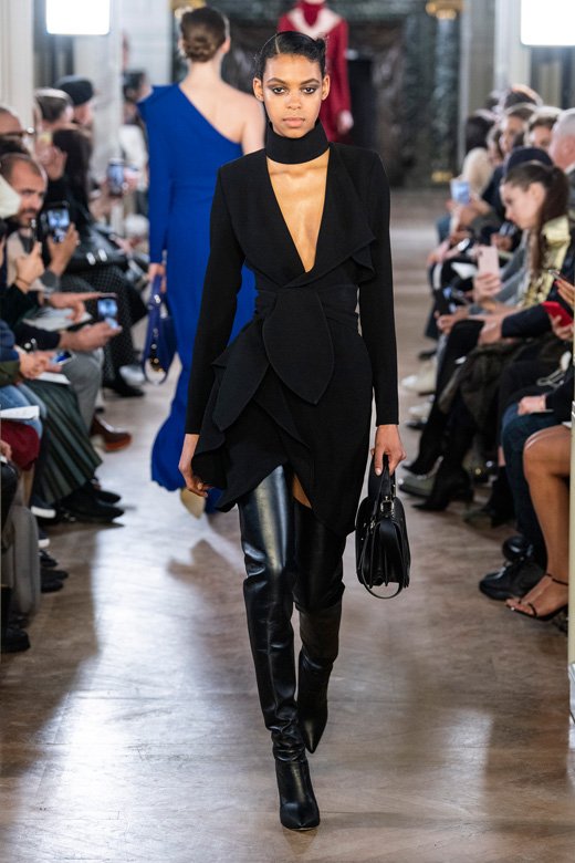 <p>نايومي سكوت</p>
