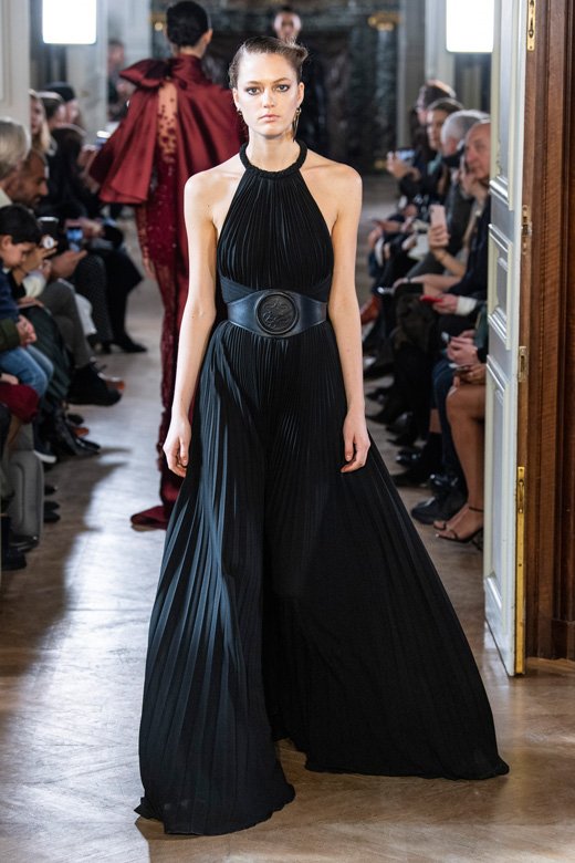 حقيبة من&nbsp;<strong>ستيلا</strong>&nbsp;<strong>مكارتني</strong><br />
&nbsp;