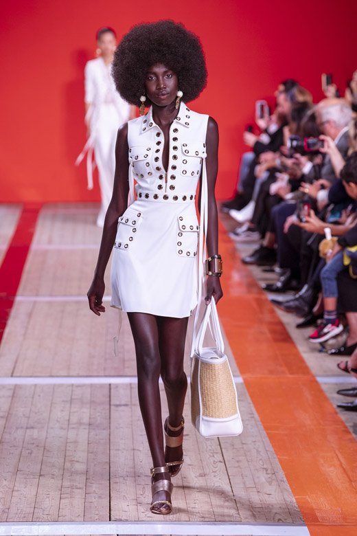 أزرار أكمام&nbsp;<span dir=LTR>Blat Beirut Star</span>&nbsp;من&nbsp;<strong>ندى غزال</strong>