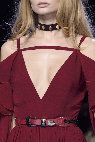 Chokers: The Do&rsquo;s and Don&rsquo;ts
