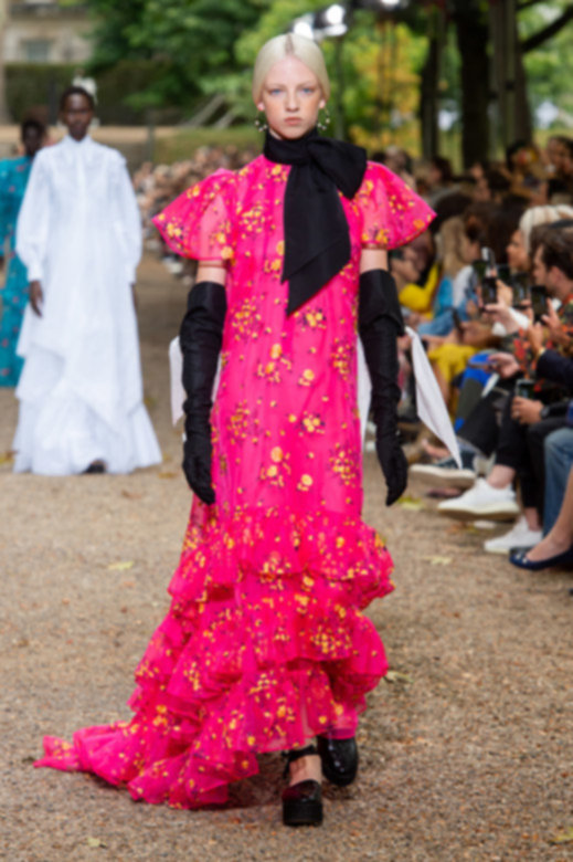 صحن من&nbsp;<strong>ديور ميزون</strong><br />
&nbsp;