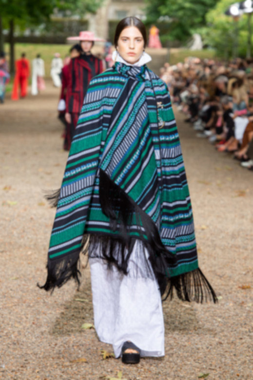 إذا كنتم ترغبون بالتجوّل في أحدى القرى، لا بدّ من أن تضعوا&nbsp;<strong>حيّ كتارا الثقافيّ</strong>&nbsp;على لائحتكم إذ يشمل بكلّ ما للكلمة من معنى كلّ العناصر بين الفنّ والثقافة وفنّ الطهي والطبيعة والهندسة المعماريّة والتجارة. يقدّم لكم المزيج الحيويّ هذا دفعة طاقة تحتاجونها بشدّة بينما يعرّفكم إلى ثقافة قطر العصريّة في أجواء جميلة وفريدة من نوعها بالفعل.