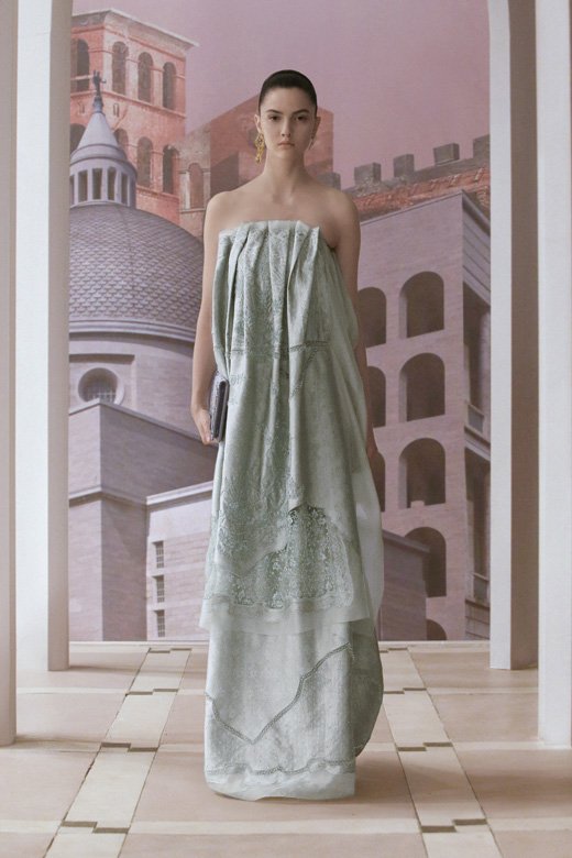Revel in Fendi’s Couture Autumn/Winter 2021 Collection
