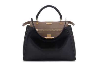 حقيبة Peekaboo الجديدة من فندي
