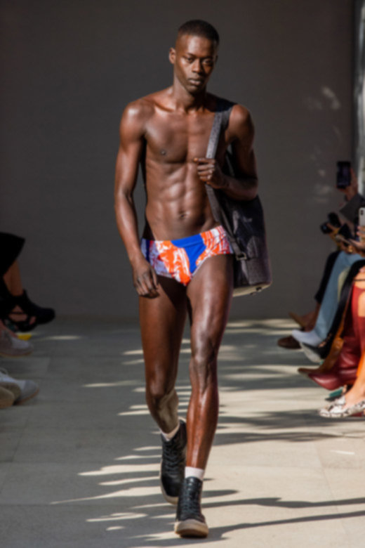 حذاء مكشوف من الخلف من&nbsp;<strong>ستوديو أميليا</strong><br />
<em>متوفّر لدى&nbsp;</em><em><span dir=LTR>Level Shoes</span></em><br />
&nbsp;