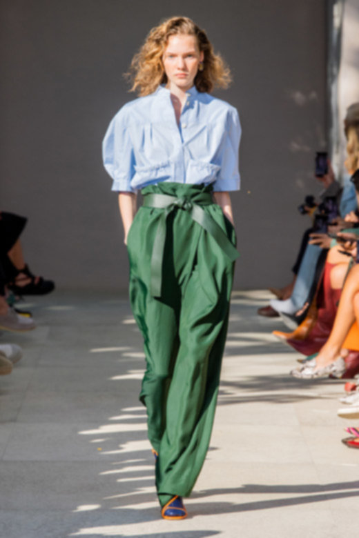 وشاح من&nbsp;<strong>شوبارد</strong><br />
&nbsp;