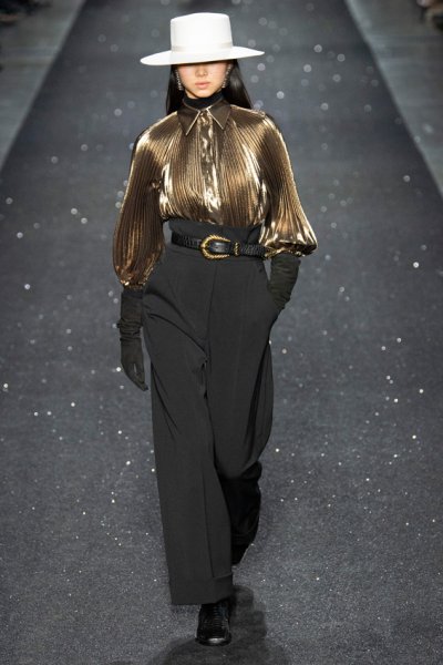 Alberta Ferretti Fall/Winter 2019-2020 Ready-to-Wear
