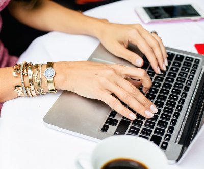 هوسي بالمجوهرات &ndash; ساعات وأساور
