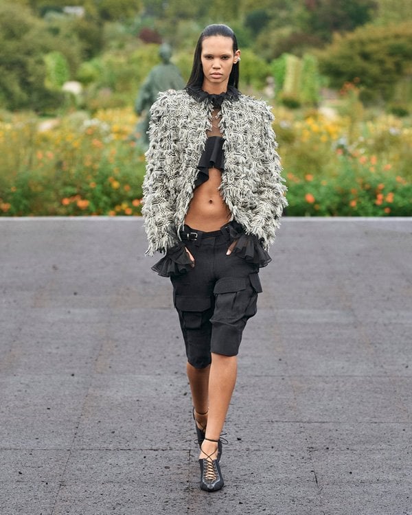 Givenchy Spring-Summer 2023 Ready-to-Wear | Azyaamode