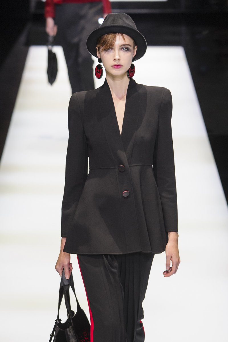 إكتشفي أحدث السّترات الرّسميّة الرّائعة
