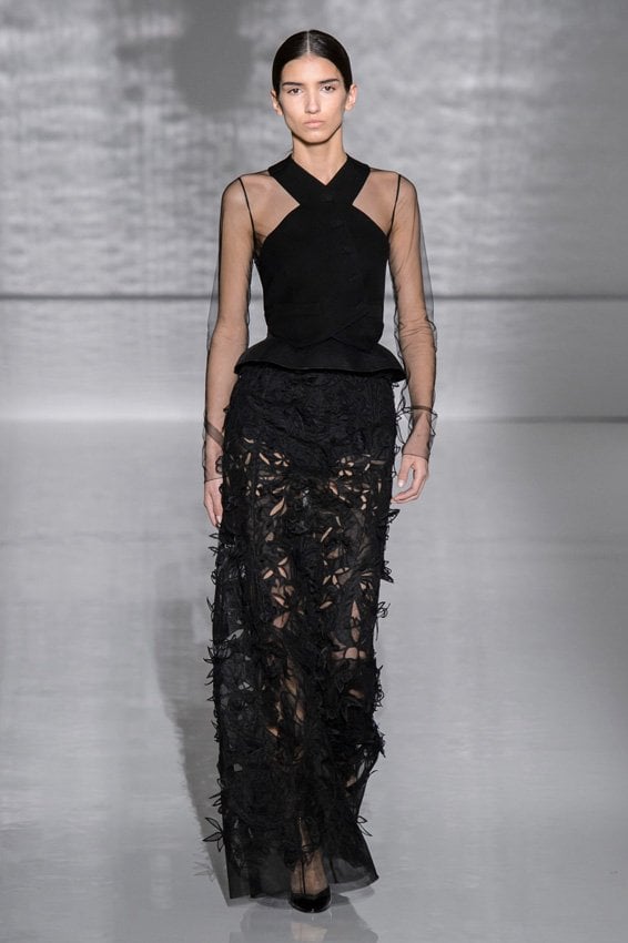 أوف-وايت<br />
&nbsp;