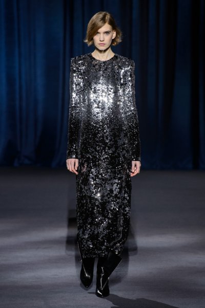 مجموعة خريف وشتاء 2018-2019 للملابس الجاهزة من جيفانشي