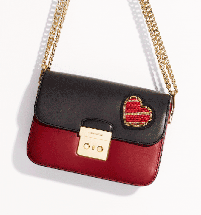 حملة حقائب مايكل كورس الإعلانيّة The Walk للعام 2016
