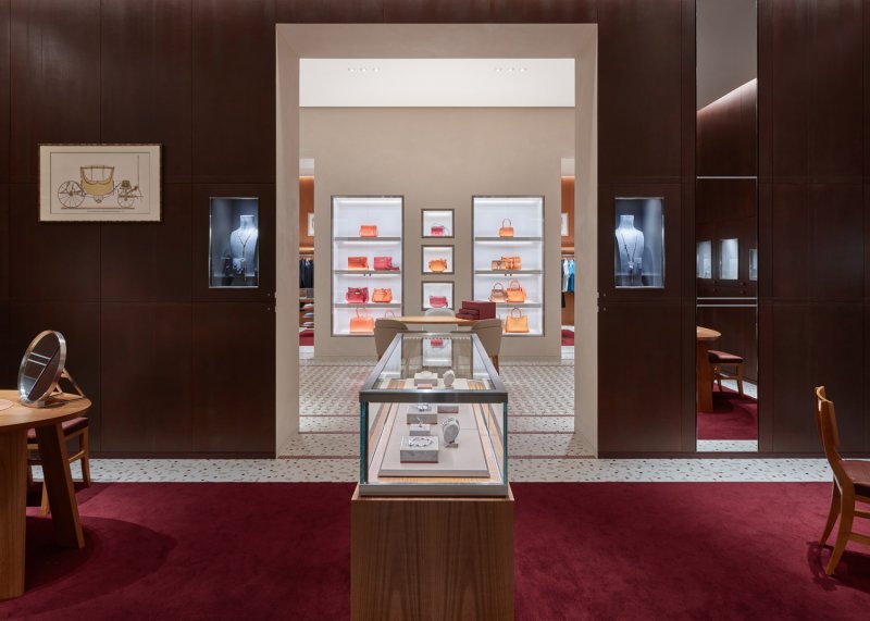 HERMES非売品　アメニティ　Dubai HERMÈS Twilly Space Derby in Red Silk - GINZA XIAOMA