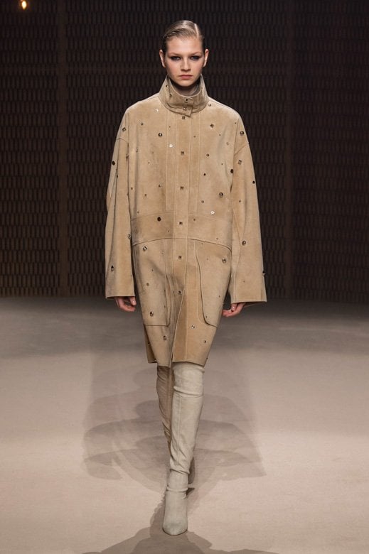 ظلال العيون&nbsp;<span dir=LTR>OMBRE PREMI&Egrave;RE</span>&nbsp;بلون&nbsp;<em><span dir=LTR>Cuivre Rose</span></em><br />
&nbsp;