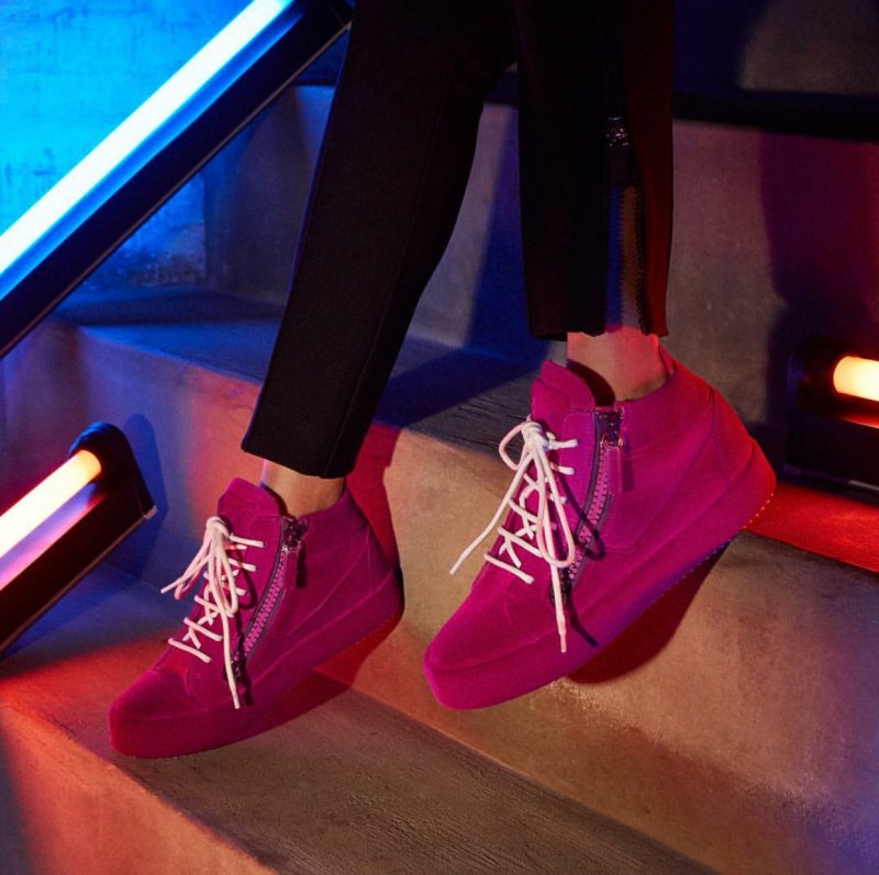 Sneakers &ndash; All the Styles You Need
