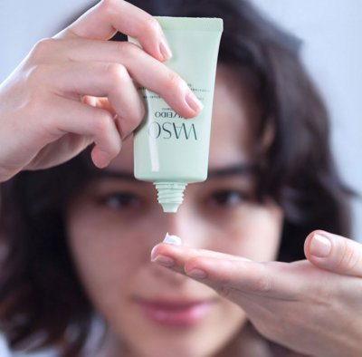 Skincare While Traveling

