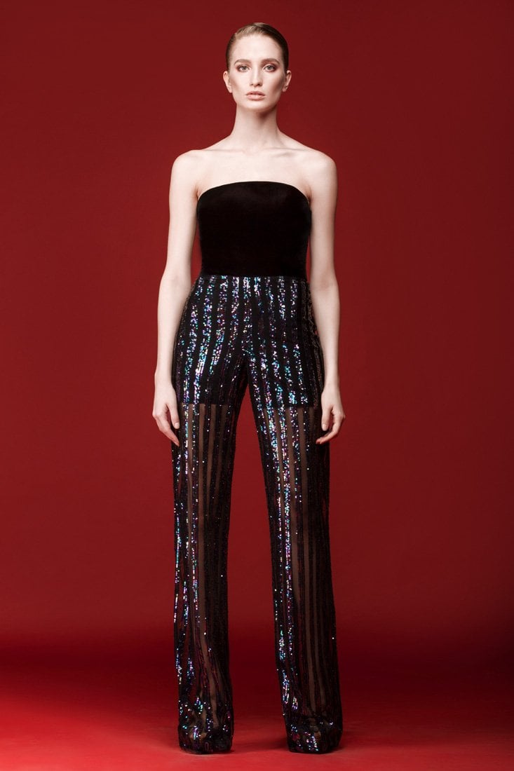 علامة <span dir=LTR>Maison Kitsun&eacute;</span><br />
<em>من موقع </em><em><span dir=LTR>Matches Fashion</span></em>