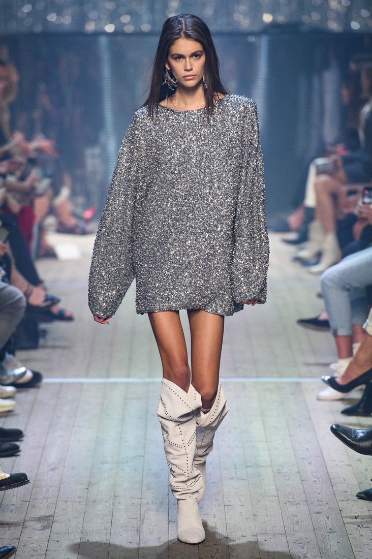 بول سميث<br />
<em>من موقع </em><em><span dir=LTR>Matches Fashion</span></em><br />
