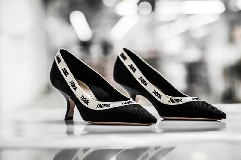 Meticulous Artistry Behind the Savoir-Faire of the J&rsquo;Adior Pumps
