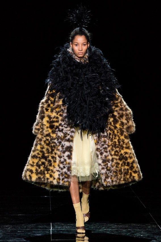 <strong>ديور،</strong>&nbsp;خاتم&nbsp;<span dir=LTR>Gourmet</span><br />
&nbsp;