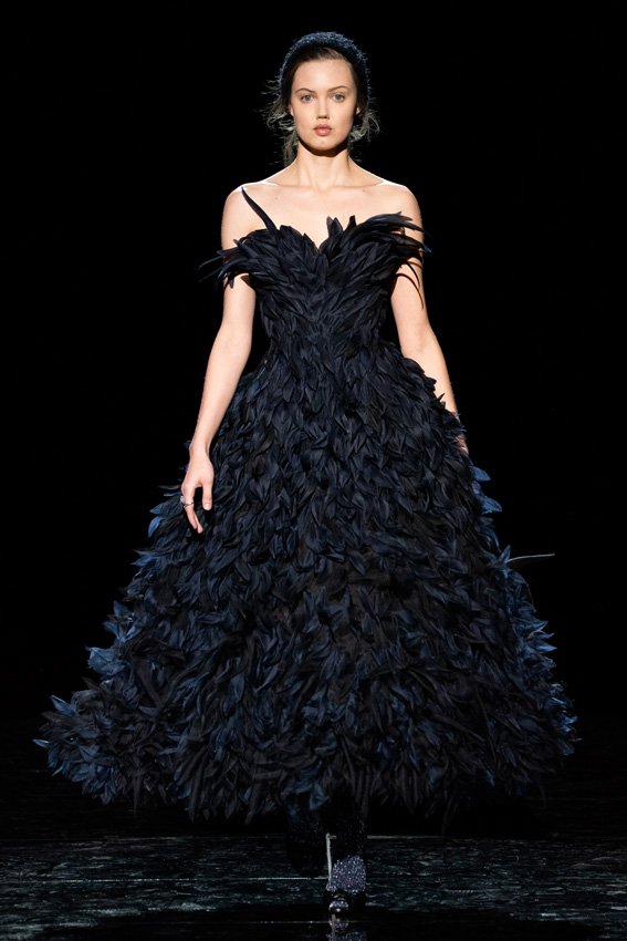 <strong>شانيل&nbsp;</strong><strong><span dir=LTR>CHANEL</span></strong>&nbsp;لوحة مستحضرات أحمر شفاه&nbsp;<span dir=LTR>Cam&eacute;lia d&rsquo;Eau</span>&nbsp;&nbsp;&nbsp;&nbsp;<br />
&nbsp;