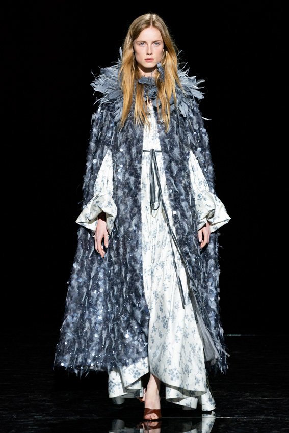 <strong>بنفت كوزمتكس</strong>&nbsp;مستحضر&nbsp;<span dir=LTR>Lovetint Cheek &amp; Lip Stain</span><br />
&nbsp;